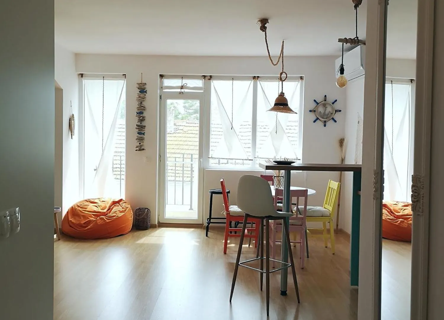 Apartment Astell Superior Studio Burgas